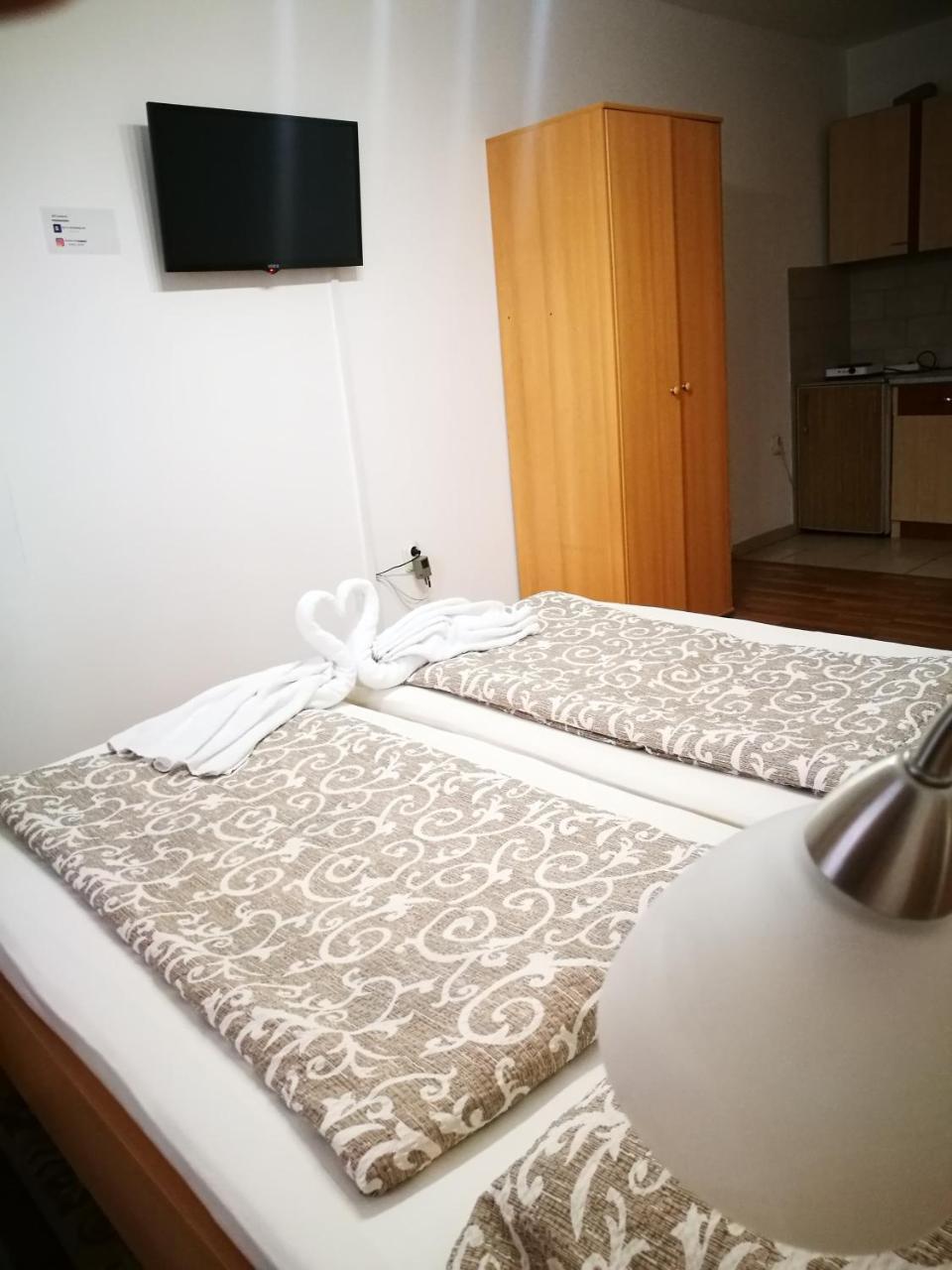 Rooms Aracic Slavonski Brod Ngoại thất bức ảnh