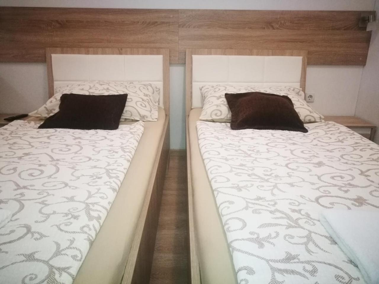 Rooms Aracic Slavonski Brod Ngoại thất bức ảnh